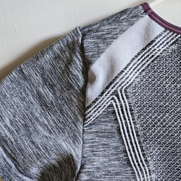 Athleta Impact Crop Top in Women's M - Picture 7 of 15